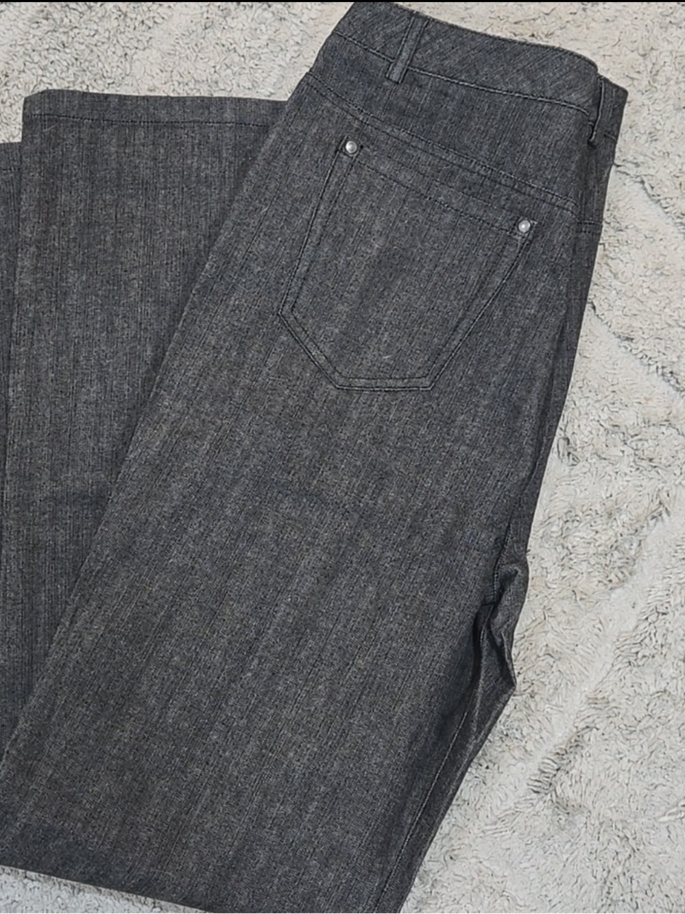 NWT Ellen Tracy Dark Gray Straight-Leg Jeans Long Inseam MSRP $198.00 BRAND NEW!
